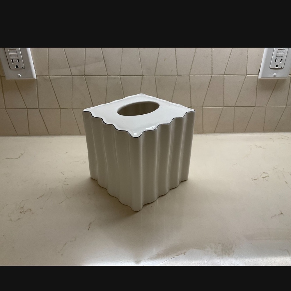 Pottery Barn White Wavy Tissue Box Holder